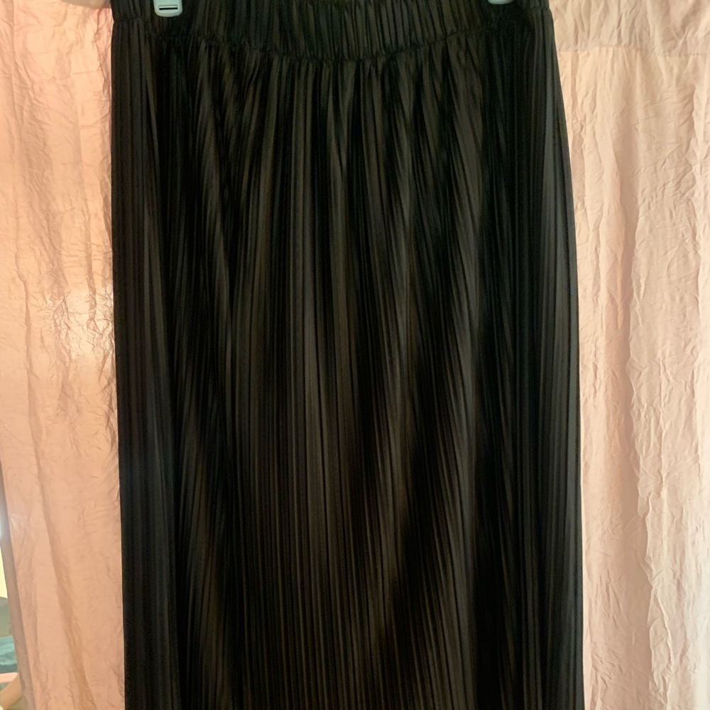 Torrid Size 2 midi skirt